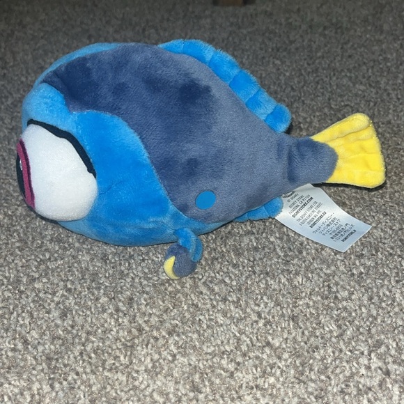 Disney Store Finding Nemo Baby Dory Plush Stuffed Animal - Picture 2 of 7